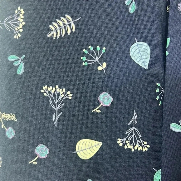 Molly & Isadora navy top size 2X - Picture 6 of 6